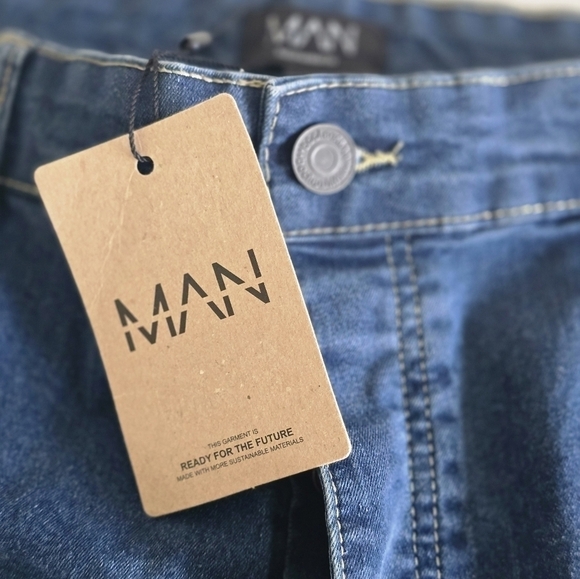 Boohoo Man Jeans Blue Skinny Logo Light Wash Stretch 44x30 New - Picture 9 of 11